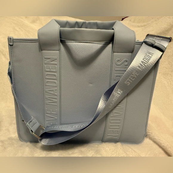 NWT Steve Madden BWEBBER-EL Light Blue Soft Faux Leather Tote w/Adjustable Strap - Picture 5 of 15